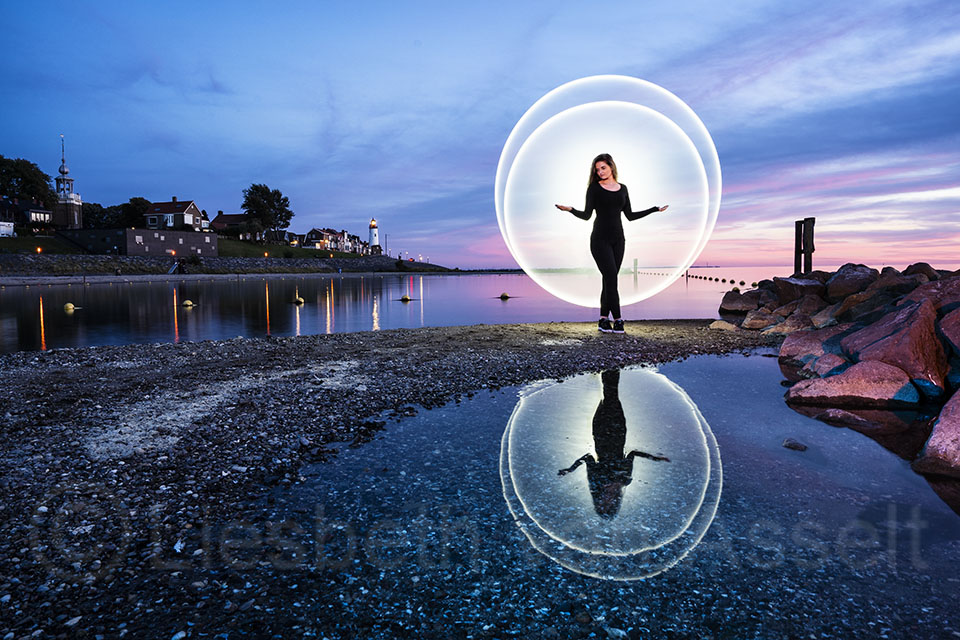 Dubbelspel lightpainting op Urk